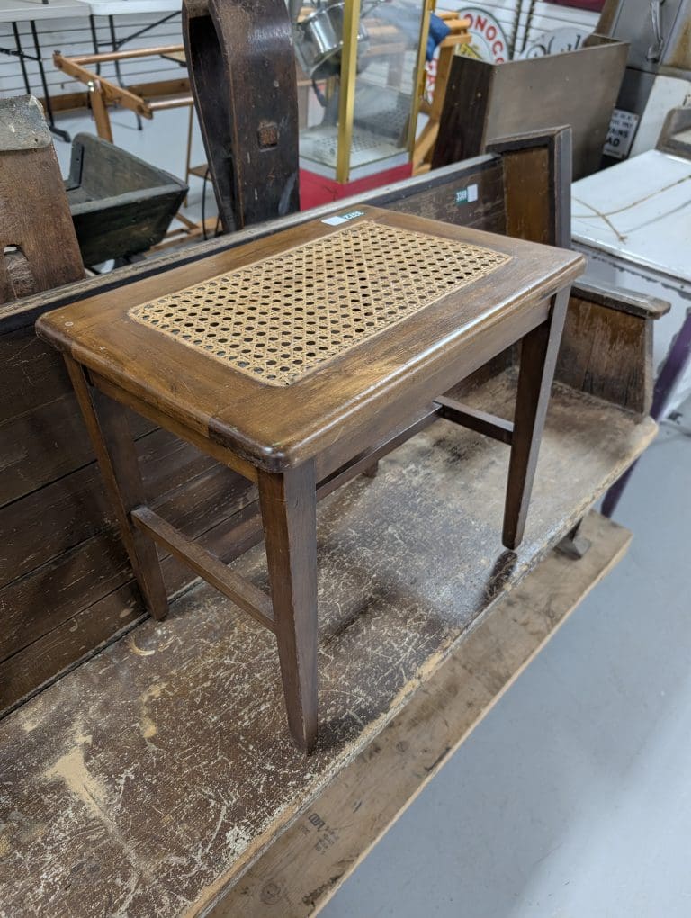 June 3-Day Antique Auction – Uncatalogued