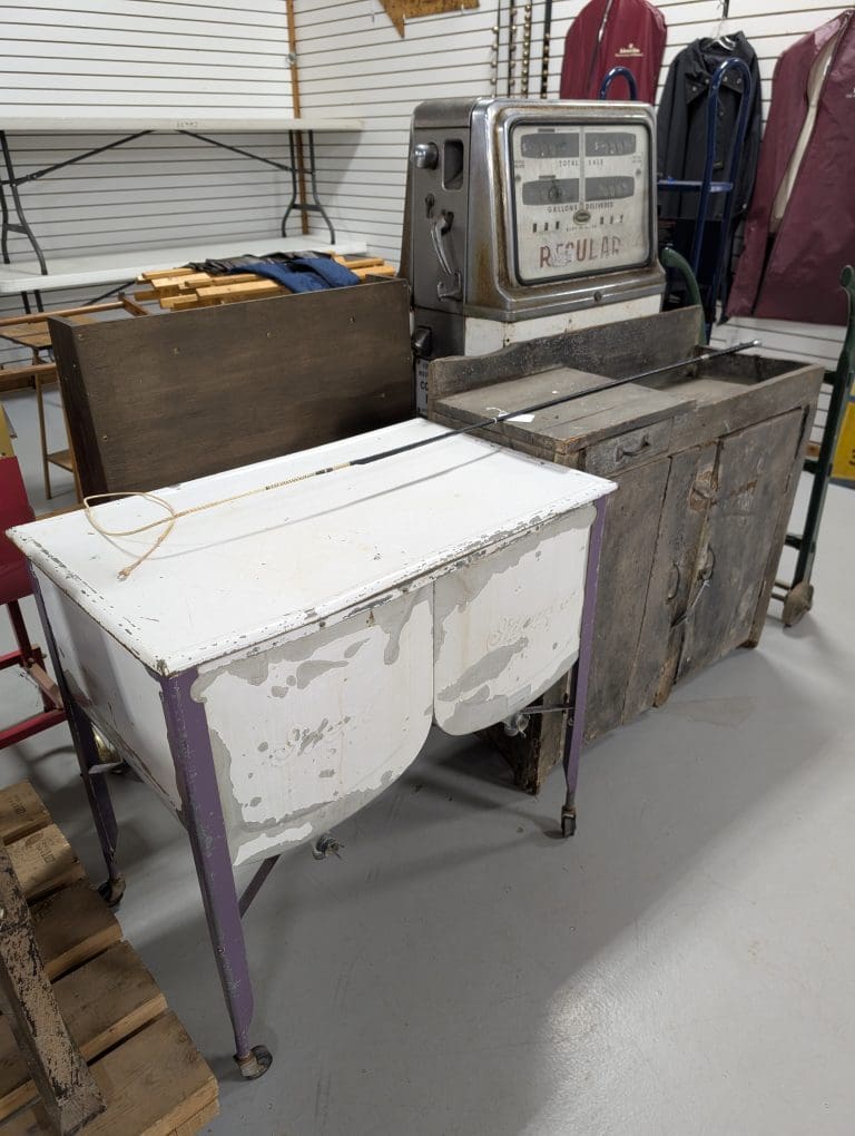 June 3-Day Antique Auction – Uncatalogued