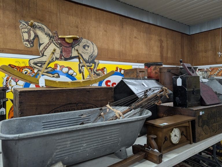 June 3-Day Antique Auction – Uncatalogued